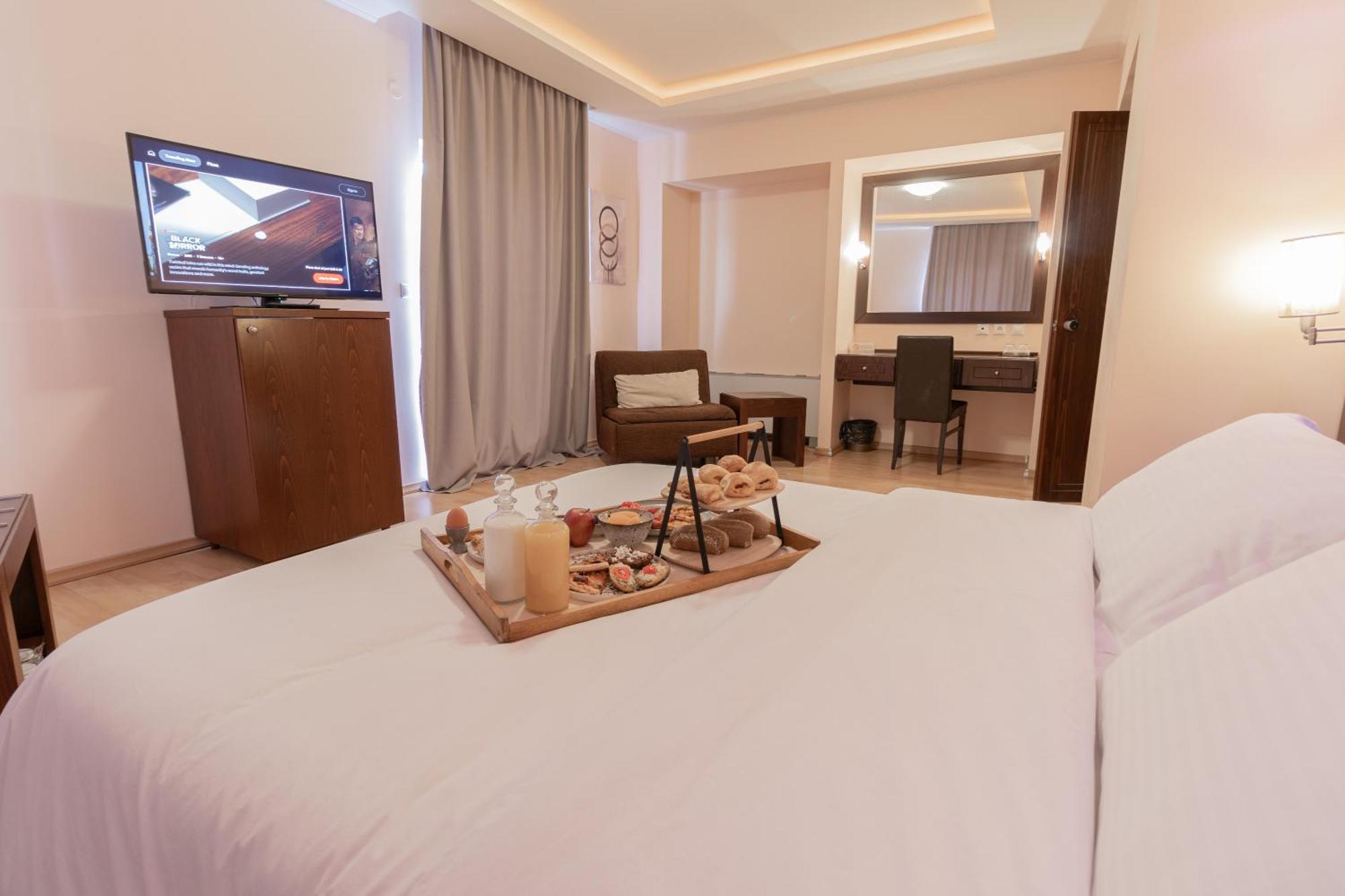 Flisvos Hotel Nafpaktos Buitenkant foto
