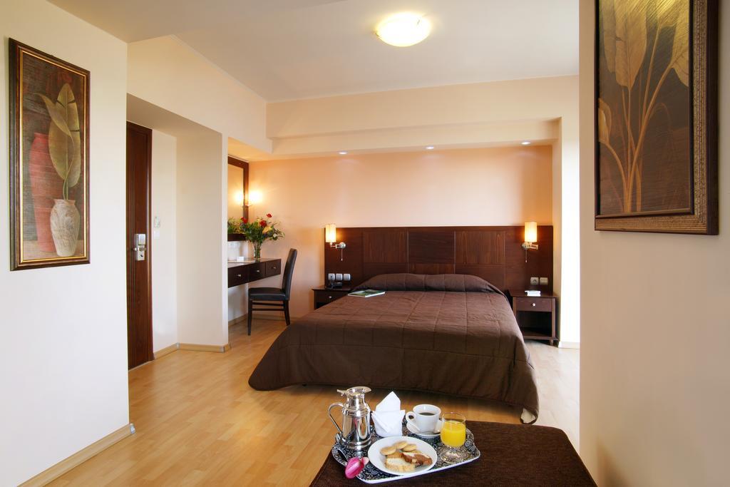 Flisvos Hotel Nafpaktos Buitenkant foto