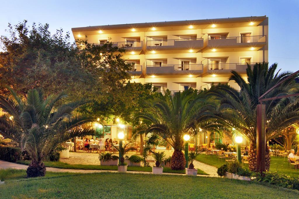Flisvos Hotel Nafpaktos Buitenkant foto