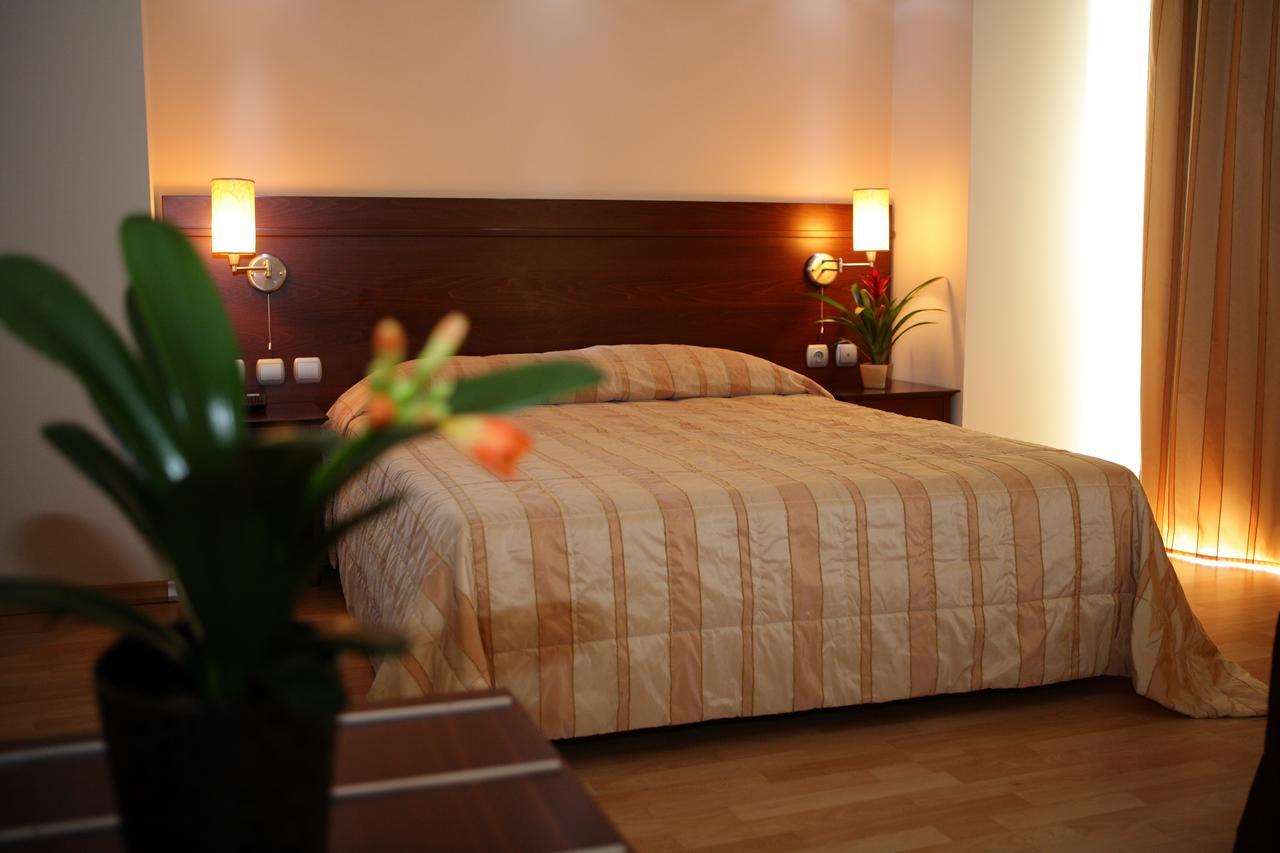 Flisvos Hotel Nafpaktos Buitenkant foto