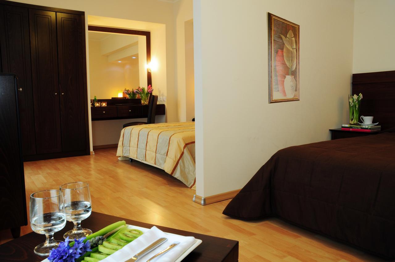 Flisvos Hotel Nafpaktos Buitenkant foto